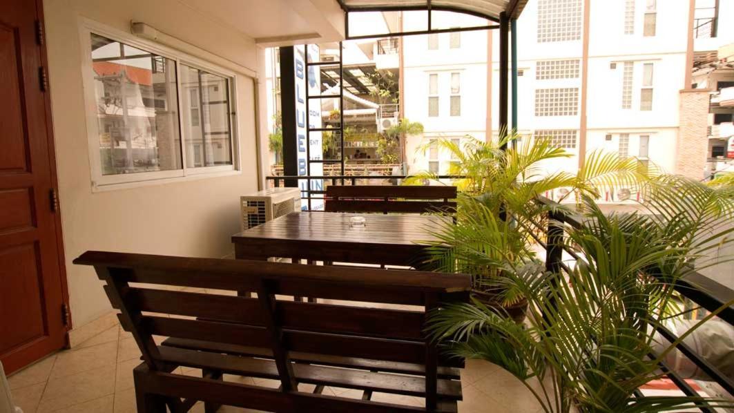 Bluebird Inn Pattaya Exterior photo